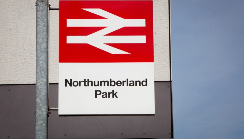 Northumberland-Park-station-sign2-960x550
